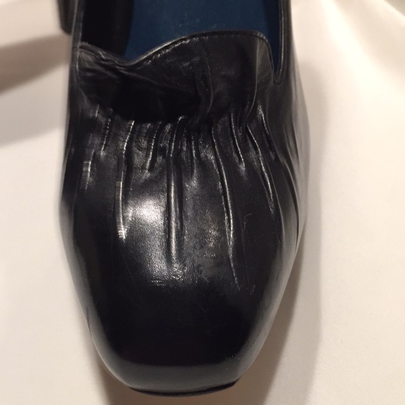 Max Studio designer heels - Picture 2 of 6